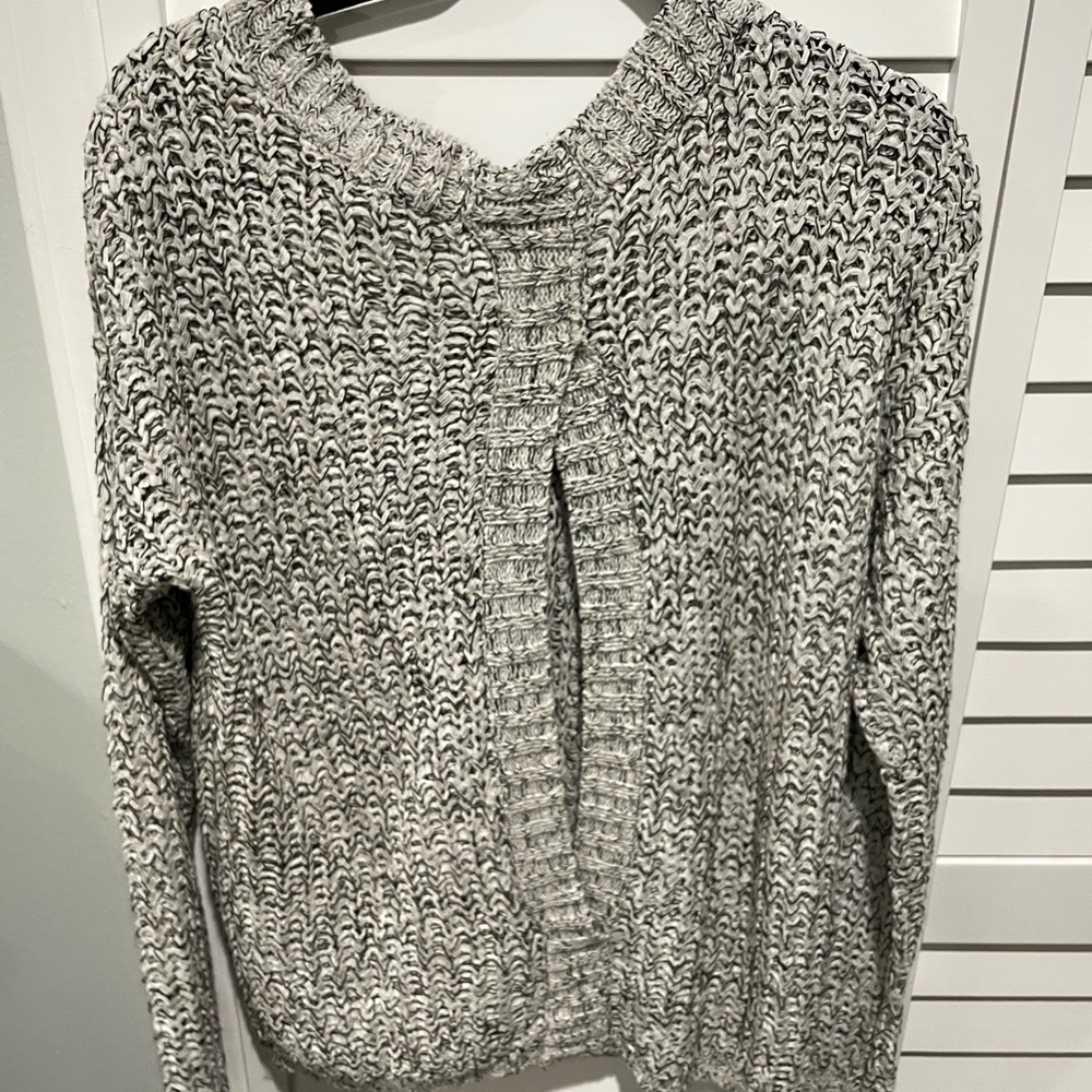 Aqua Marled Gray Crew Neck Sweater - Picture 3 of 4